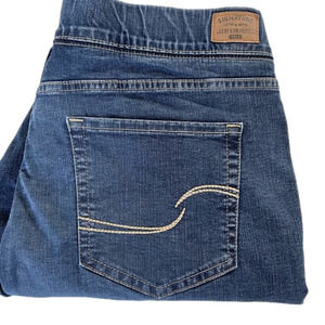 Levi’s Signature Totally Shaping Pull-On Skinny Jeans